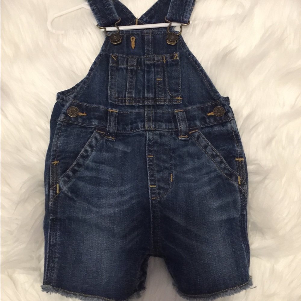 Baby gap bibs